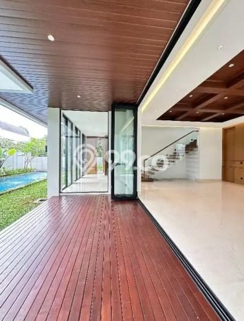 Hunian Mewah LB 517m2 Siap Huni Desain Elegan di Cipete, Jakarta Selatan Hunian Mewah LB 517m2 Siap Huni Desain Elegan di Cipete, Jakarta Selatan