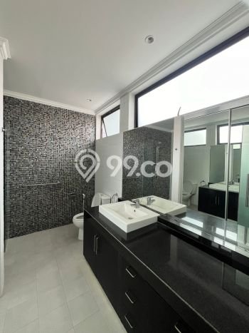 Rumah Sewa Jakarta Selatan LT 250m2 LB 350m2 Area Cipete Rumah Sewa Jakarta Selatan LT 250m2 LB 350m2 Area Cipete