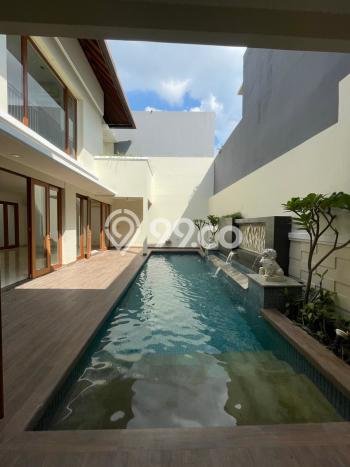 Ready to Use! Premium House LT 450m2 Desain Elegan di Cipete Ready to Use! Premium House LT 450m2 Desain Elegan di Cipete
