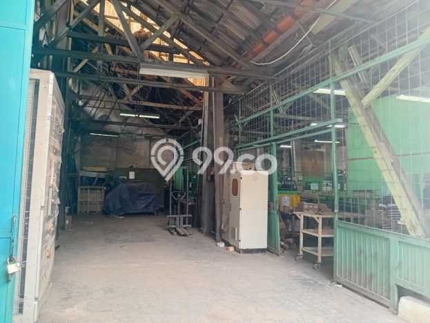 KEUNTUNGAN BERLIPAT! Pabrik Kawasan Kebayoran Lama, Luas 5000m², Lokasi Jalan Utama KEUNTUNGAN BERLIPAT! Pabrik Kawasan Kebayoran Lama, Luas 5000m², Lokasi Jalan Utama