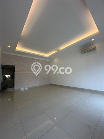 Rumah Tenang area Kemang, 5 KT, LT 750m² Bangunan 600m² Rumah Tenang area Kemang, 5 KT, LT 750m² Bangunan 600m²