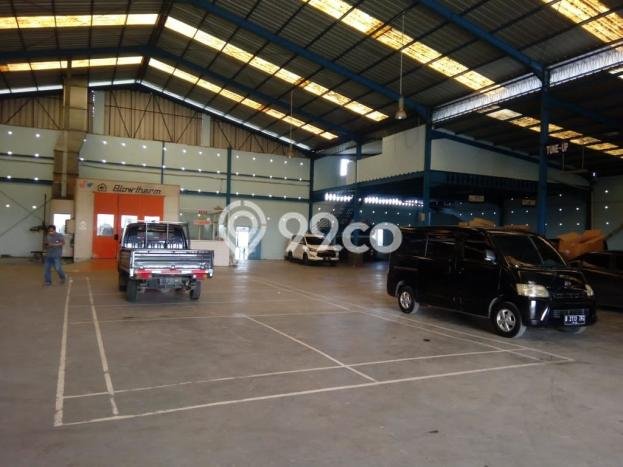 Paling Diincar! Gudang Dijual di Telukjambe Harga Kompetitif Paling Diincar! Gudang Dijual di Telukjambe Harga Kompetitif