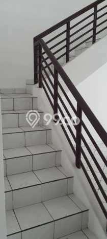 Jarang Ada! Rumah Kontrakan 5 Kamar Bagus Siap Huni Cikarang Jarang Ada! Rumah Kontrakan 5 Kamar Bagus Siap Huni Cikarang