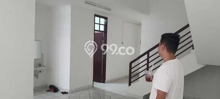 Jarang Ada! Rumah Kontrakan 5 Kamar Bagus Siap Huni Cikarang Jarang Ada! Rumah Kontrakan 5 Kamar Bagus Siap Huni Cikarang