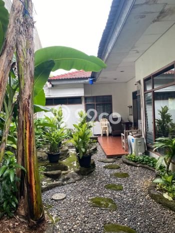 Rumah Luxury Modern Tanpa Renovasi di Puri Indah Jakarta Barat Rumah Luxury Modern Tanpa Renovasi di Puri Indah Jakarta Barat