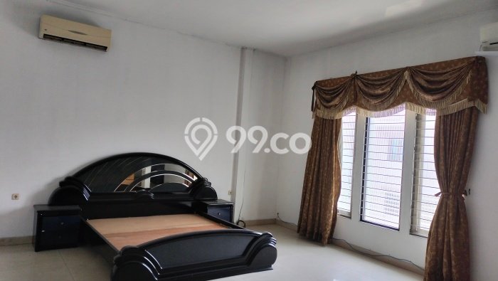 Hunian Mewah LB 550m2 Siap Huni Desain Elegan di Sunter, Jakarta Utara Hunian Mewah LB 550m2 Siap Huni Desain Elegan di Sunter, Jakarta Utara