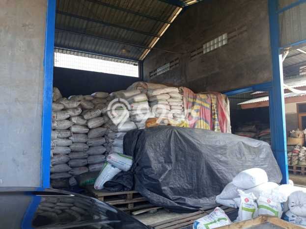 Gudang Dijual di Jakarta Barat LT 570m2 & LB 300m2 Lokasi Terbaik! Gudang Dijual di Jakarta Barat LT 570m2 & LB 300m2 Lokasi Terbaik!