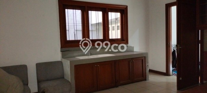 Rumah Elit Modern Tanpa Renovasi di Salemba Jakarta Pusat Rumah Elit Modern Tanpa Renovasi di Salemba Jakarta Pusat