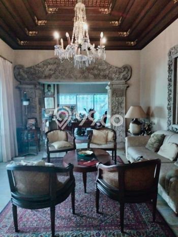 Ready to Use! Premium House LT 820m2 Desain Elegan di Salemba Ready to Use! Premium House LT 820m2 Desain Elegan di Salemba