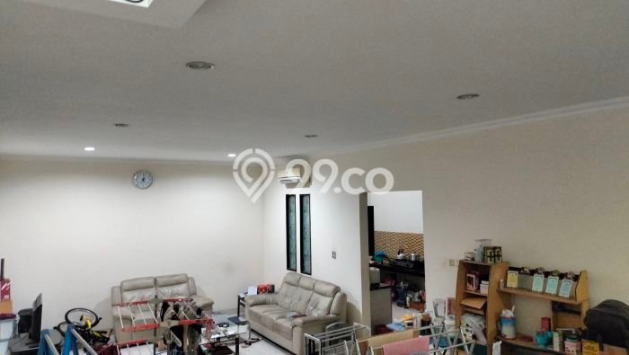 Rumah Elit Modern Tanpa Renovasi di Daan Mogot Jakarta Barat Rumah Elit Modern Tanpa Renovasi di Daan Mogot Jakarta Barat