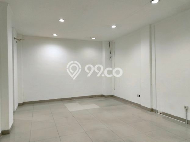 SEWA TERJANGKAU! Ruko di , Luas 60m2m², Area Bisnis SEWA TERJANGKAU! Ruko di , Luas 60m2m², Area Bisnis