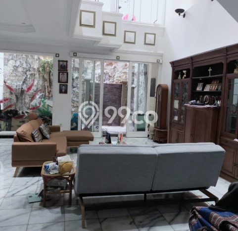 Disewakan! Rumah 4 Kamar Tidur &
3 Kamar Mandi di Sunter, Jakarta Utara Disewakan! Rumah 4 Kamar Tidur &
3 Kamar Mandi di Sunter, Jakarta Utara
