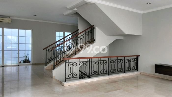 For Sale! Luxury House LT 216m2 Desain Modern di Sunter For Sale! Luxury House LT 216m2 Desain Modern di Sunter