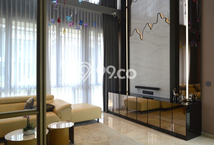 Jual Rumah Luas Elegan Dengan View Cantik di BSD, Tangerang Jual Rumah Luas Elegan Dengan View Cantik di BSD, Tangerang