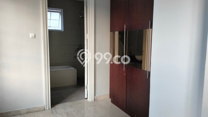 For Sale! Luxury House LT 216m2 Desain Modern di Sunter For Sale! Luxury House LT 216m2 Desain Modern di Sunter