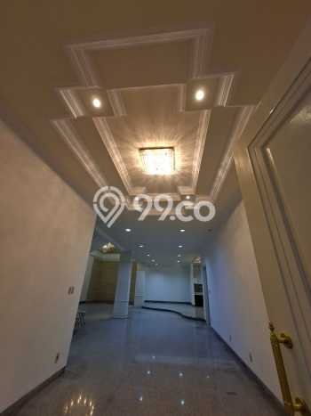Dijual Rumah Mewah Elegan Dengan View Eksklusif di Green Garden, Jakarta Barat Dijual Rumah Mewah Elegan Dengan View Eksklusif di Green Garden, Jakarta Barat