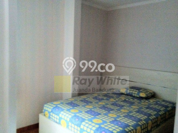 BEST INVESTMENT! Rumah area Sayap Dago, Luas 196m² LB 300m² BEST INVESTMENT! Rumah area Sayap Dago, Luas 196m² LB 300m²
