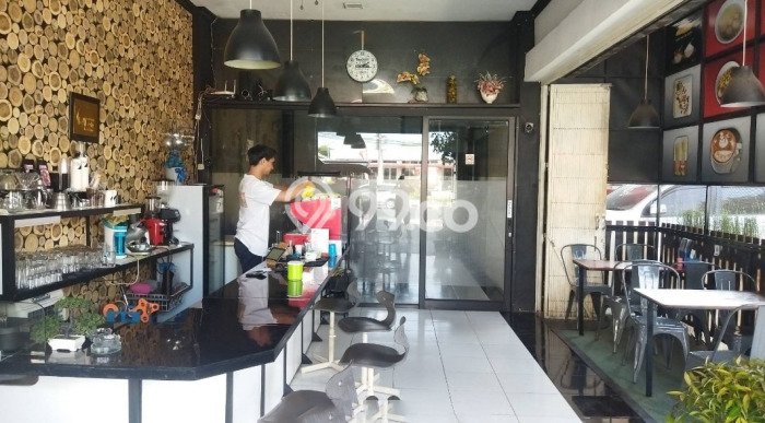 Ruko Dijual Lokasi Emas di Enggal Luas 380m2 Ruko Dijual Lokasi Emas di Enggal Luas 380m2