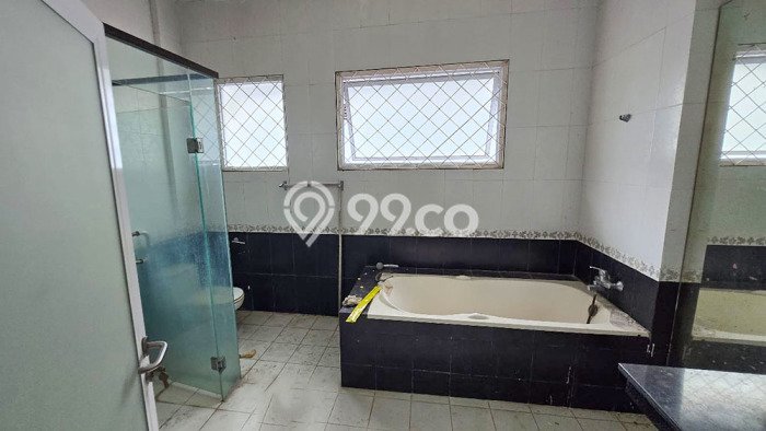 Ruko Favorit Dijual di Enggal Bandar Lampung Kawasan Pusat Bisnis Ruko Favorit Dijual di Enggal Bandar Lampung Kawasan Pusat Bisnis