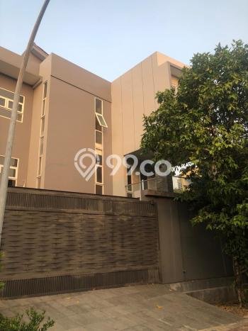 Rumah Luxury Modern Siap Huni di Pantai Indah Kapuk Jakarta Utara Rumah Luxury Modern Siap Huni di Pantai Indah Kapuk Jakarta Utara