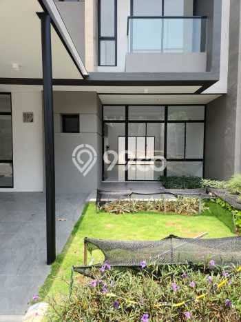 Jarang Ada! Rumah Sewa 4 Kamar Bagus Siap Huni Pantai Indah Kapuk Jarang Ada! Rumah Sewa 4 Kamar Bagus Siap Huni Pantai Indah Kapuk