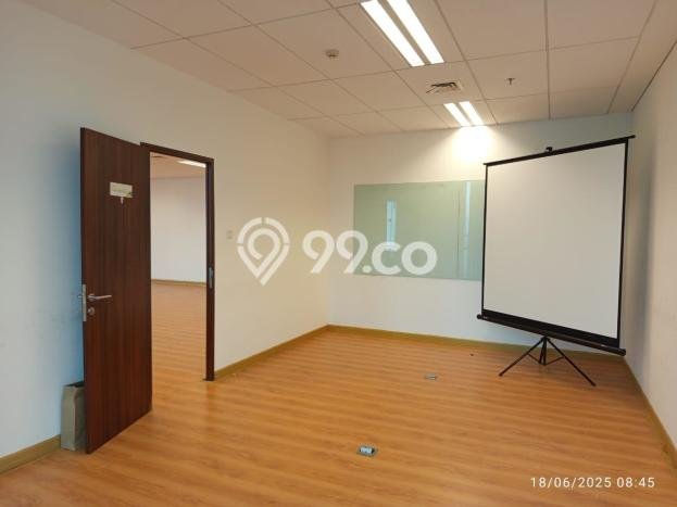Unit Kantor Tersedia di Kuningan Spesifikasi LB 200m2 Unit Kantor Tersedia di Kuningan Spesifikasi LB 200m2