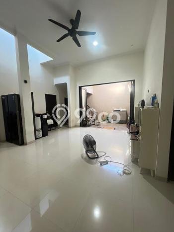 Dijual Rumah Premium dengan Fasilitas Sekitar Lengkap di Rungkut, Surabaya Dijual Rumah Premium dengan Fasilitas Sekitar Lengkap di Rungkut, Surabaya