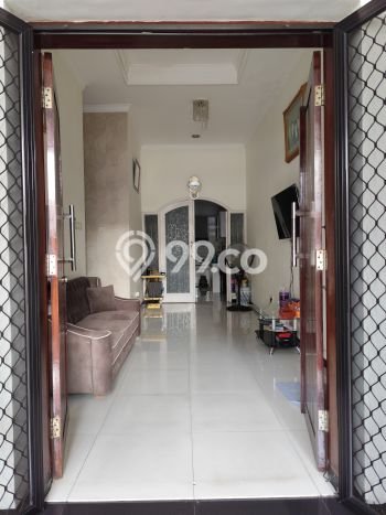 Rumah Minimalis 3 KT di Darmo permai Surabaya Semi Furnished Rumah Minimalis 3 KT di Darmo permai Surabaya Semi Furnished