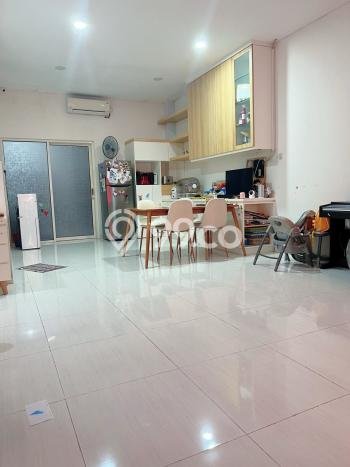 Rumah Minimalis 3 KT di Waru Surabaya Semi Furnished Rumah Minimalis 3 KT di Waru Surabaya Semi Furnished