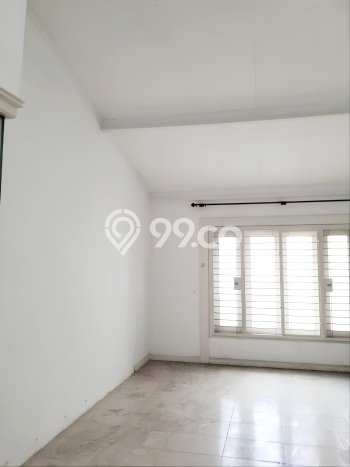 KAWASAN BISNIS! Ruko Kawasan Medan Timur, Luas 180m², Akses Raya KAWASAN BISNIS! Ruko Kawasan Medan Timur, Luas 180m², Akses Raya