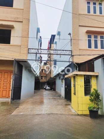 Ruko Dijual di Medan Petisah LT 49m2, LB 161m2 untuk Investasi Ruko Dijual di Medan Petisah LT 49m2, LB 161m2 untuk Investasi