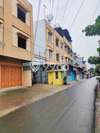 Ruko Dijual di Medan Petisah LT 49m2, LB 161m2 untuk Investasi Ruko Dijual di Medan Petisah LT 49m2, LB 161m2 untuk Investasi