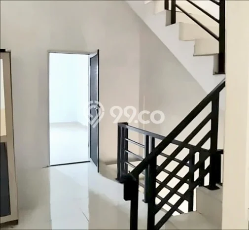 Area Ramai! Ruko Dijual di Medan Petisah untuk Bisnis Luas Bangunan 360m2 Area Ramai! Ruko Dijual di Medan Petisah untuk Bisnis Luas Bangunan 360m2