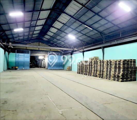 Area Ramai! Gudang Dijual di Pekanbaru Kota untuk Bisnis Luas Bangunan 2360m2 Area Ramai! Gudang Dijual di Pekanbaru Kota untuk Bisnis Luas Bangunan 2360m2