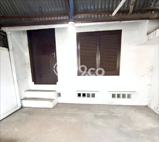 Unit Ruko disewakan di Medan Timur Medan dengan LT 82m2 / LB 165m2 Unit Ruko disewakan di Medan Timur Medan dengan LT 82m2 / LB 165m2