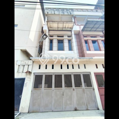 Unit Ruko Dijual di Medan Area Medan Luas Tanah 75m2, Luas Bangunan 180m2 Unit Ruko Dijual di Medan Area Medan Luas Tanah 75m2, Luas Bangunan 180m2