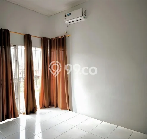 For Sale Rumah 4 Kamar Lokasi Strategis Nyaman dan Strategis di Medan Johor For Sale Rumah 4 Kamar Lokasi Strategis Nyaman dan Strategis di Medan Johor