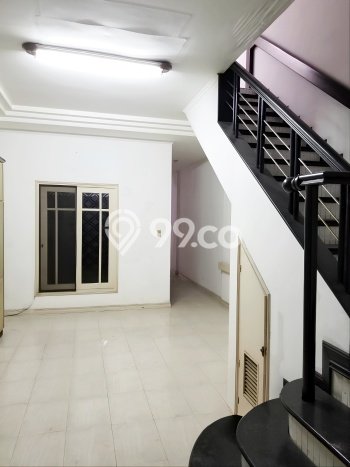 KAWASAN BISNIS! Ruko Kawasan Medan Timur, Luas 180m², Akses Raya KAWASAN BISNIS! Ruko Kawasan Medan Timur, Luas 180m², Akses Raya