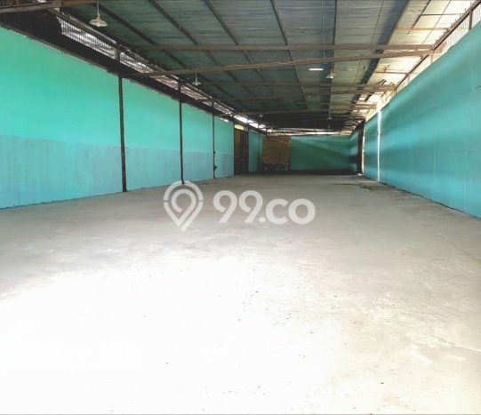 Area Ramai! Gudang Dijual di Pekanbaru Kota untuk Bisnis Luas Bangunan 2360m2 Area Ramai! Gudang Dijual di Pekanbaru Kota untuk Bisnis Luas Bangunan 2360m2