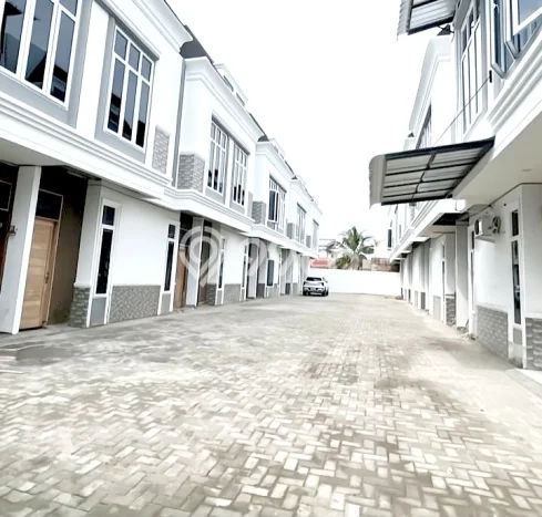 For Sale Rumah 2 Kamar Lokasi Strategis Nyaman dan Strategis di Medan Barat For Sale Rumah 2 Kamar Lokasi Strategis Nyaman dan Strategis di Medan Barat