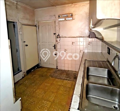 Lokasi Strategis! Dijual Ruko Bisnis di Medan Kota, Medan Kondisi Bagus Lokasi Strategis! Dijual Ruko Bisnis di Medan Kota, Medan Kondisi Bagus