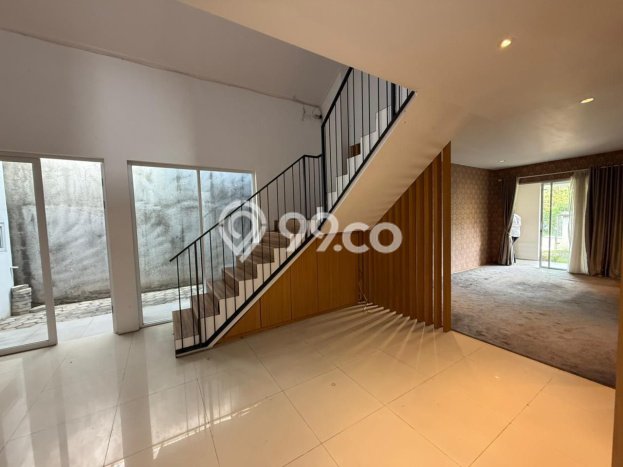 Rumah Minimalis 6 KT di Soekarno Hatta Bandung Semi Furnished Rumah Minimalis 6 KT di Soekarno Hatta Bandung Semi Furnished
