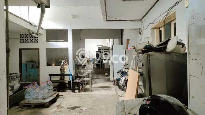 Gudang Bagus Dijual LB 1000m2 Lokasi Strategis Bandung Area Cocok untuk Bisnis Gudang Bagus Dijual LB 1000m2 Lokasi Strategis Bandung Area Cocok untuk Bisnis