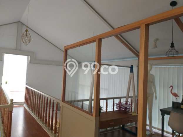 Rumah Asri di Cigadung, 4 KM, Luas 350m² Bangunan 329m² Rumah Asri di Cigadung, 4 KM, Luas 350m² Bangunan 329m²