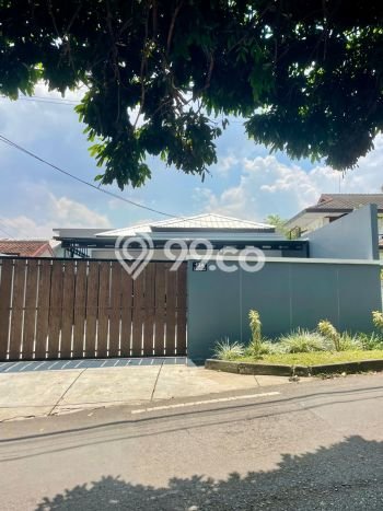 Disewakan! Rumah 3 Kamar Tidur &
3 Kamar Mandi di Geger Kalong, Bandung Disewakan! Rumah 3 Kamar Tidur &
3 Kamar Mandi di Geger Kalong, Bandung