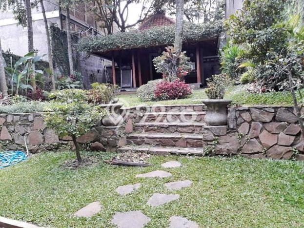 Hunian Elit LB 700m2 Siap Huni Desain Elegan di Cigadung, Bandung Hunian Elit LB 700m2 Siap Huni Desain Elegan di Cigadung, Bandung