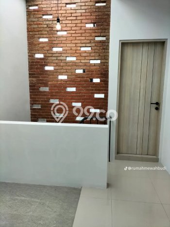 Hunian Elit LB 300m2 Siap Pakai Desain Elegan di Setiabudi, Bandung Hunian Elit LB 300m2 Siap Pakai Desain Elegan di Setiabudi, Bandung