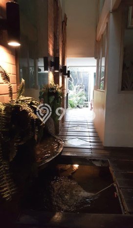 Dijual Rumah Premium dengan Fasilitas Sekitar Komplit di Gayungan, Surabaya Dijual Rumah Premium dengan Fasilitas Sekitar Komplit di Gayungan, Surabaya