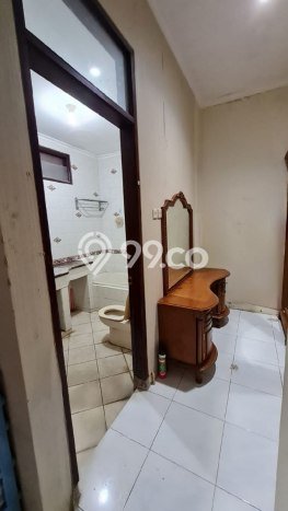 Rumah Elit Modern Tanpa Renovasi di Pondok Tjandra Sidoarjo Rumah Elit Modern Tanpa Renovasi di Pondok Tjandra Sidoarjo