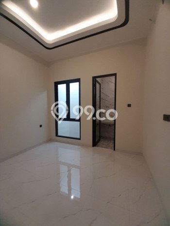 Rumah Modern 4 KT di Manyar Surabaya Unfurnished Rumah Modern 4 KT di Manyar Surabaya Unfurnished